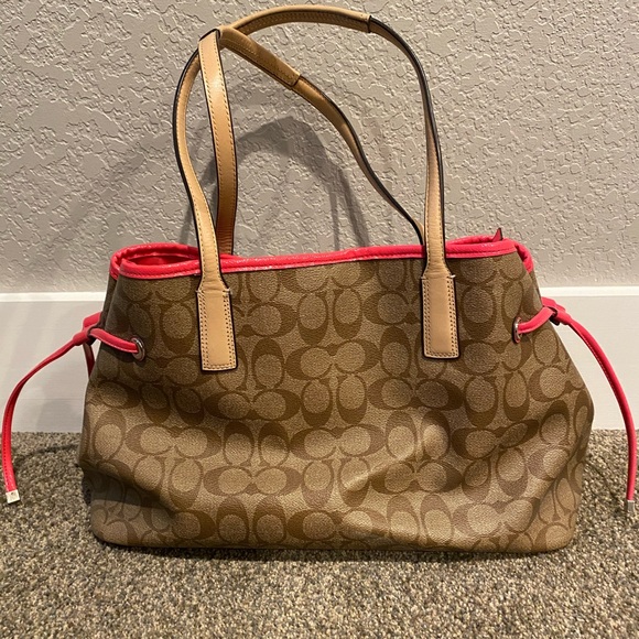 Coach Signature Drawstring Carryall Tote!! - Picture 2 of 5